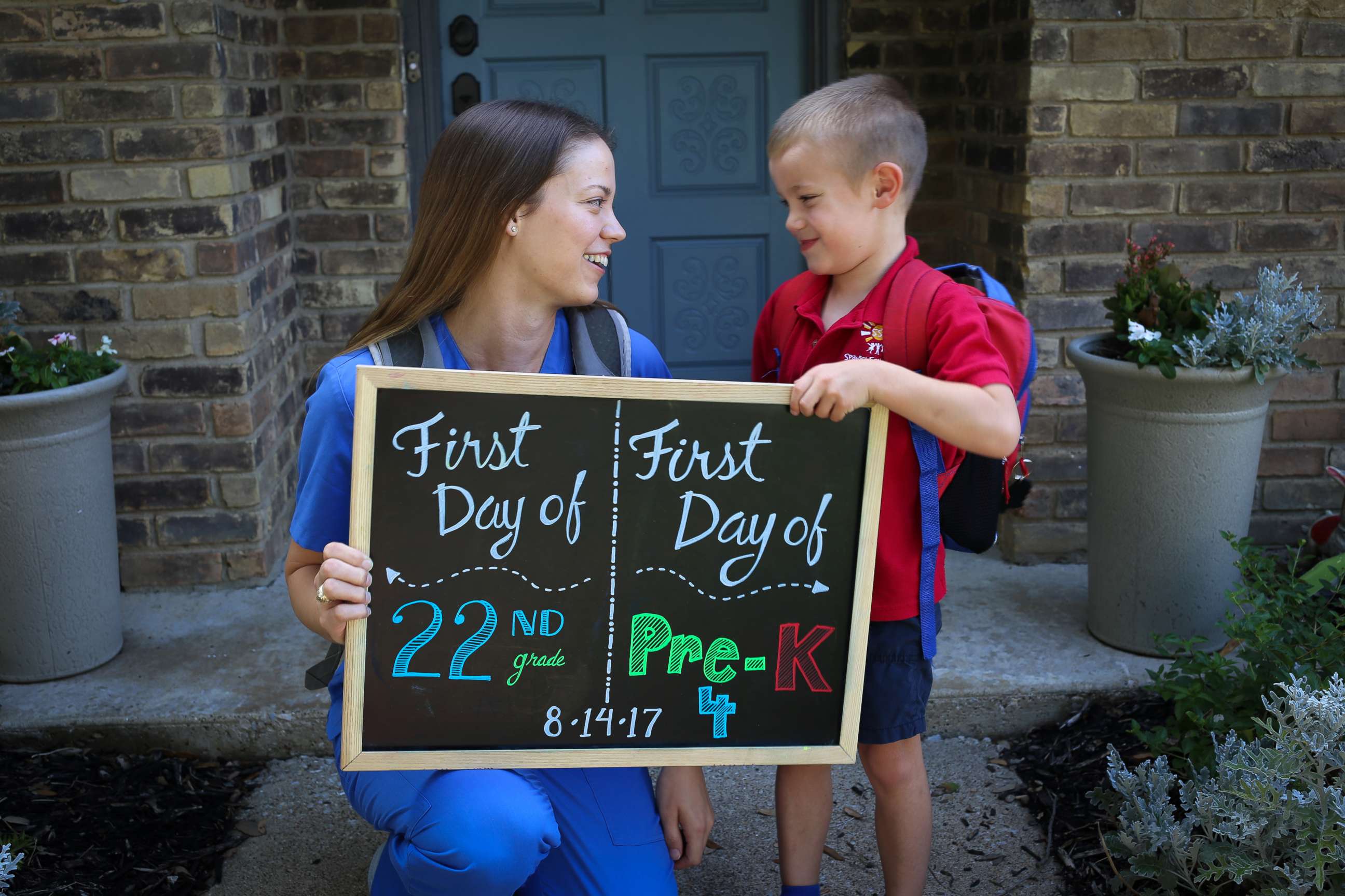 PHOTO: Both Katie Tucker and her son Edric Tucker, 4, of Dallas, Texas, commemorated their first days of school with an adorable photo announcement. 