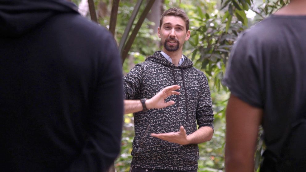 PHOTO: Ben Page leads a forest therapy session at the Los Angeles County Arboretum and Botanic Garden.