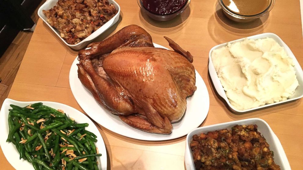 PHOTO: "Good Morning America" tried out a prepared meal for Thanksgiving dinner from FreshDirect.
