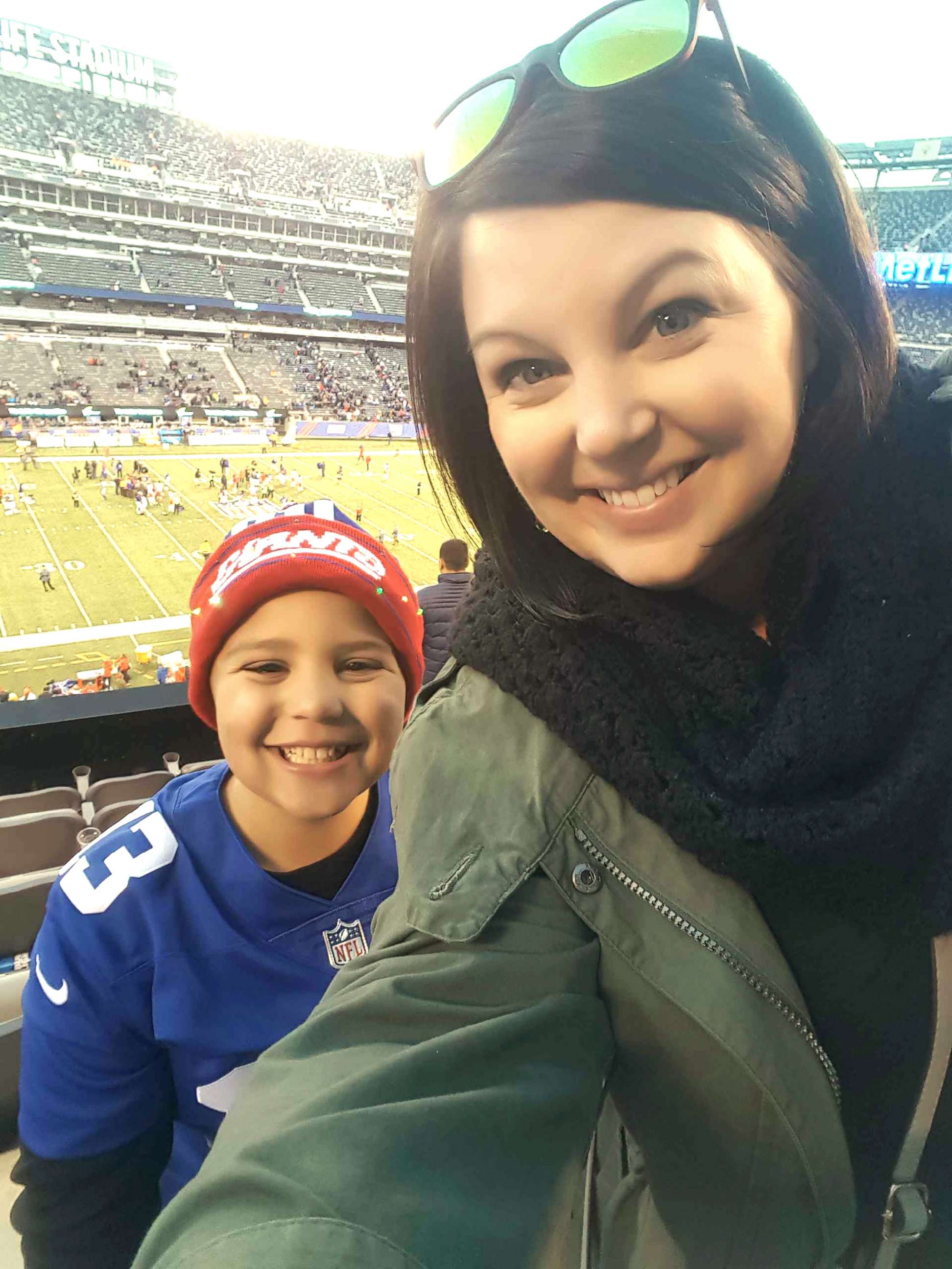 PHOTO: Emily and Jaidyn Covington had the time of their lives watching the Giants beat the Kansas City Chiefs on Nov. 19.