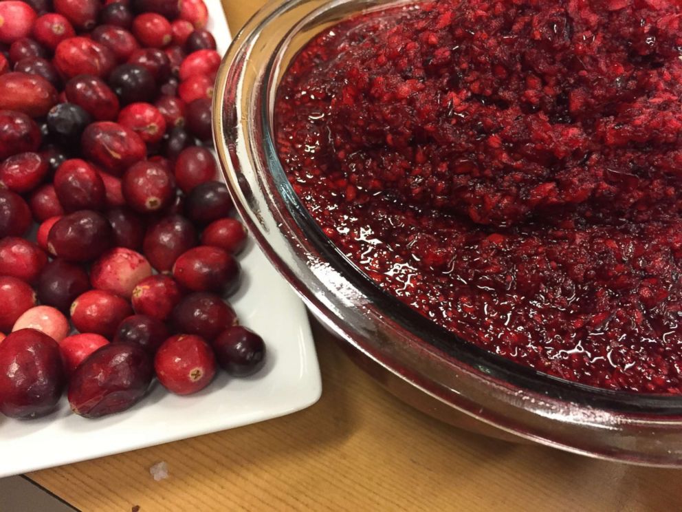 PHOTO: Rocco DiSpirito shares his classic cranberries recipe this Thanksgiving.