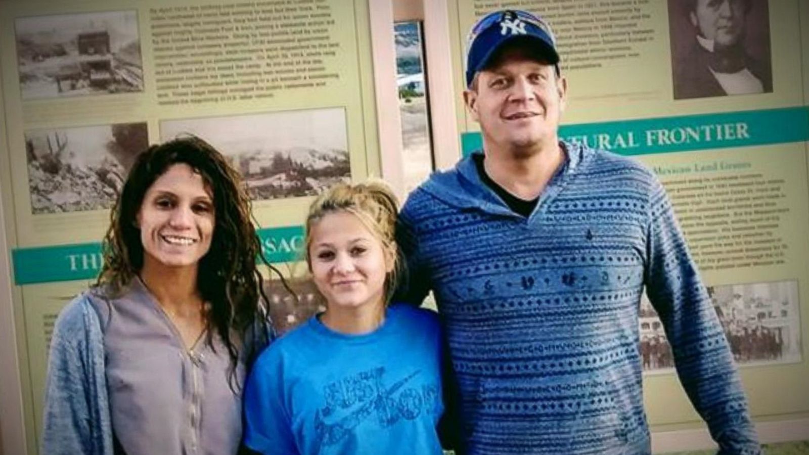 PHOTO: Tanya and Shane Green pose with their daughter, Gabbie Green in this undated file photo.