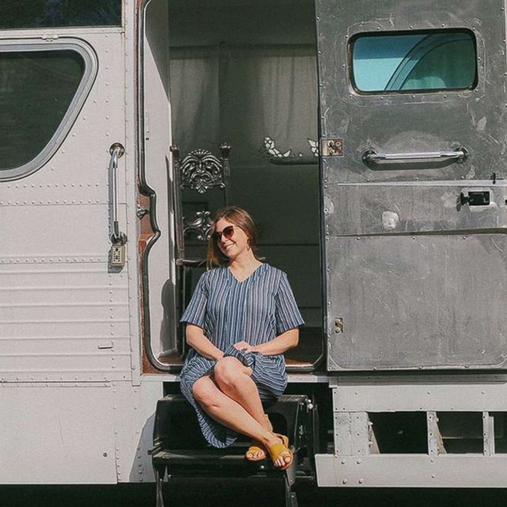 VIDEO: Woman renovates a Greyhound bus into a chic tiny home that is now for sale