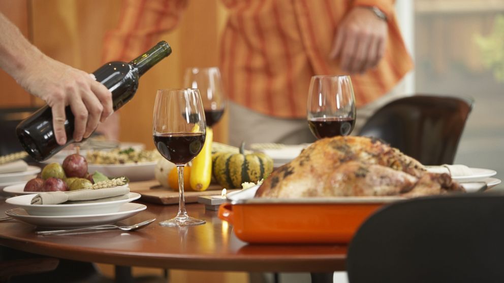 From bubbly Champagne to big-bodied reds, there are many organic and biodynamic wines to serve at holiday gatherings.