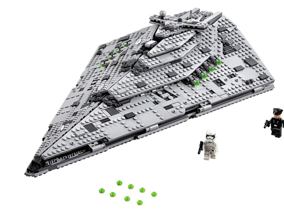 PHOTO: First Order Star Destroyer