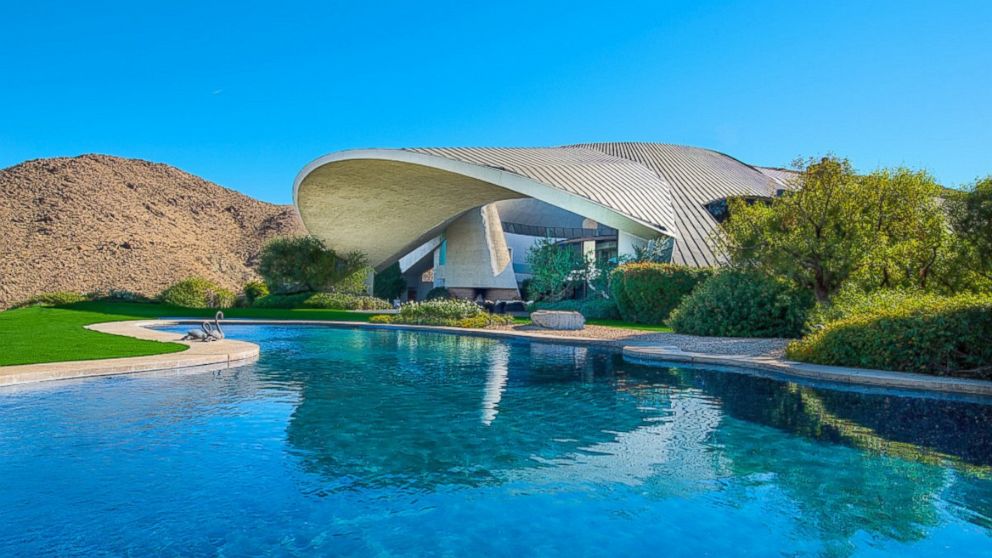 Bob Hope's former Palm Springs' home, which recently sold for $13 million, was known as his "UFO house