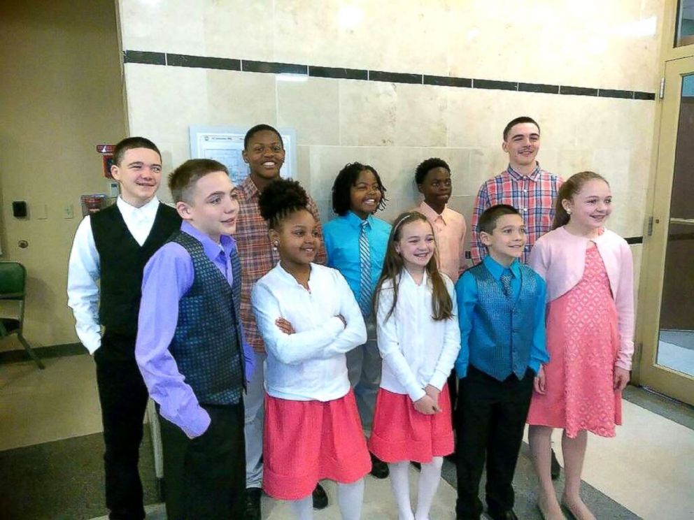 PHOTO: Christopher and Christina Sanders of Ohio adopted six children -- all siblings -- into their family, joining the five children the couple already had.