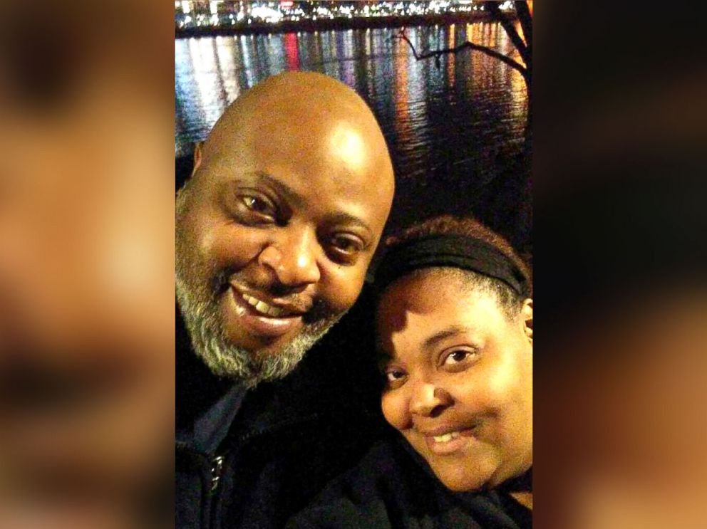 PHOTO: Christopher and Christina Sanders of Ohio adopted six children -- all siblings -- into their family, joining the five children the couple already had.