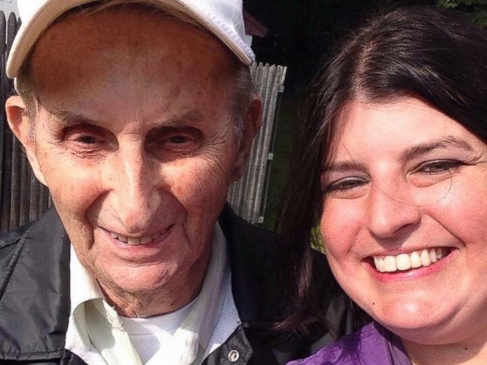 PHOTO: Jim Gaboardi, 89, of Bethel, Connecticut, opens dozens of cards daily after his eldest granddaughter, Meghan Henriques-Parker, 36, asked her Facebook friends to send mail to the senior center where he lives.