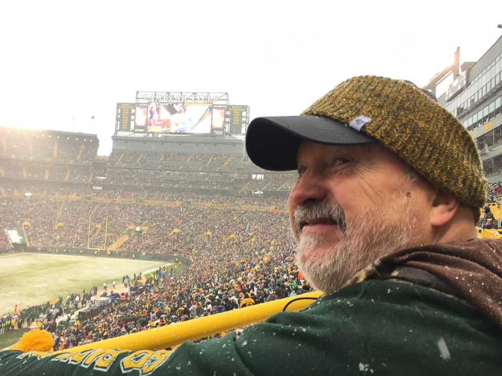 PHOTO: Rich Nowakowski, of Hartland, Wisconsin, was shocked when the construction crew near his house gifted him with Packers tickets, $400 in cash and special team gear.