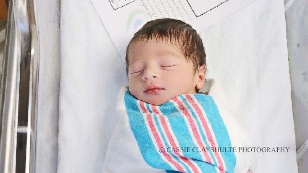 PHOTO: Baby Romeo and baby Juliet were delivered by the same doctor, 18 hours apart, at Coastal Carolina Hospital in Hardeeville, S.C.