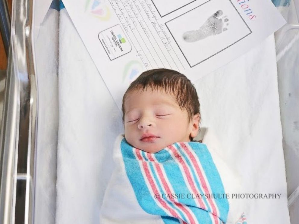 PHOTO: Baby Romeo and baby Juliet were delivered by the same doctor, 18 hours apart, at Coastal Carolina Hospital in Hardeeville, S.C.