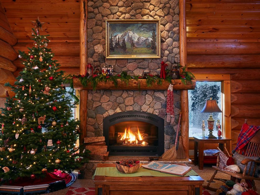 Inside Santa Claus Cozy North Pole Home Valued At 657K ABC News