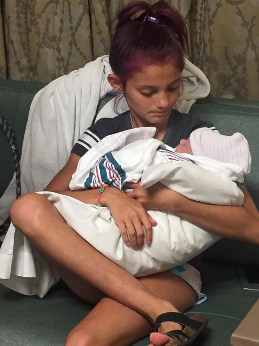 PHOTO: Jacee Dellapenna, 12, helped her mother Dede Carraway deliver her baby brother, Cayson Carraway, who was born on June 6, 2012, weighing 7 pounds, 6 ounces. 
