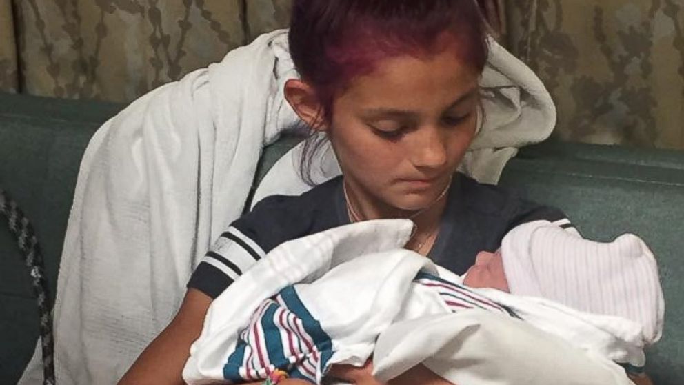 Jacee Dellapenna, 12, helped her mother Dede Carraway deliver her baby brother, Cayson Carraway, who was born on June 6, 2012, weighing 7 pounds, 6 ounces.