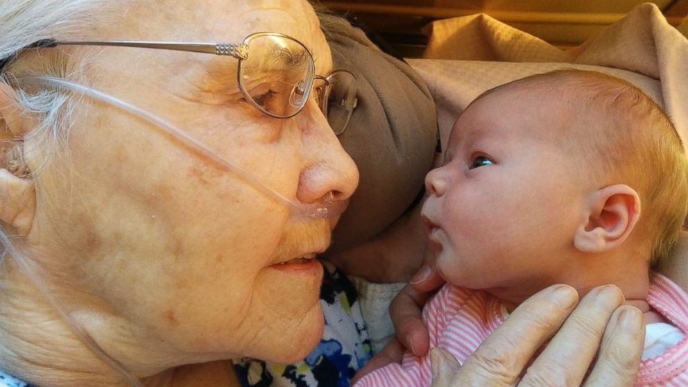 Scott and Jennifer Martin captured the first meeting between their 2-day-old daughter, Penelope, and Scott's 92-year-old grandmother, Millie Martin, and posted it on Reddit.