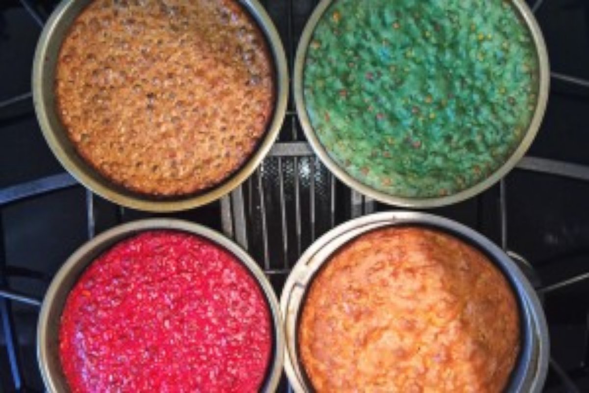 PHOTO: The layers in a six-layer cereal cake.