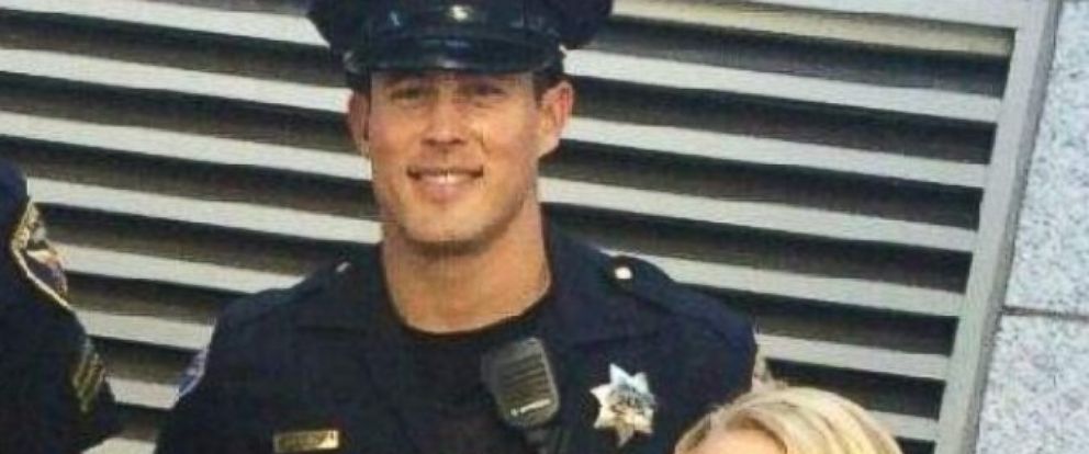 See The San Francisco Police Officer Dubbed Hot Cop Abc News 5494