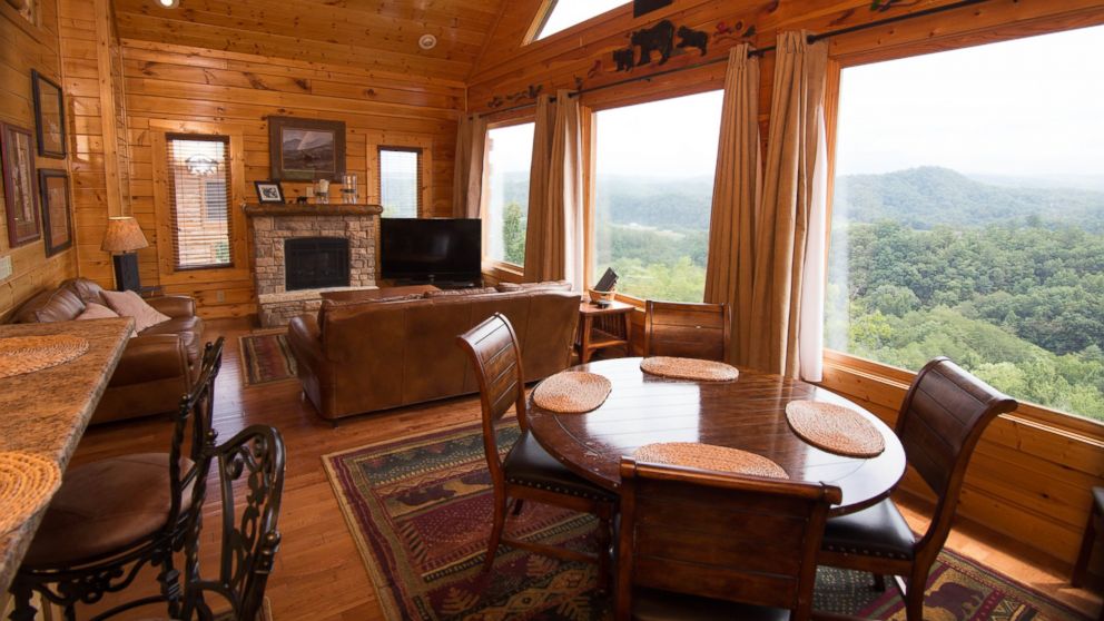 Timber Tops Luxury Cabin Rentals; Sevierville, TN