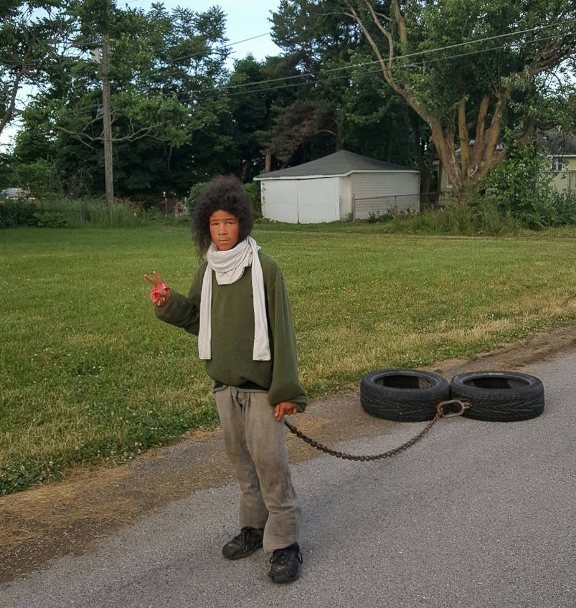 PHOTO: Boy Who Couldn’t Afford Football Equipment for Tryouts Gets Surprise From Stranger