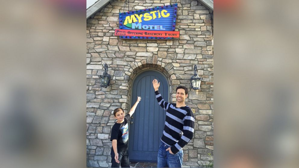 PHOTO: Family Builds Eerie 'Mystic Motel' theme park ride inside their home in Ladera Ranch, Calif. 