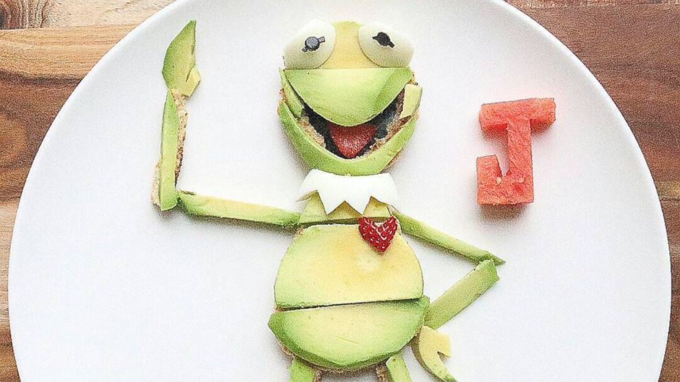 PHOTO: Mom Turns Healthy Food Into Famous Characters to Trick Her Son to Eat