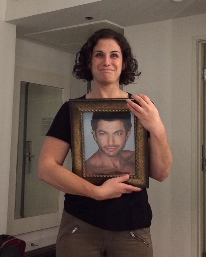 PHOTO: Man Asks for Hotel Room Adorned with Framed Pictures of Jeff Goldblum