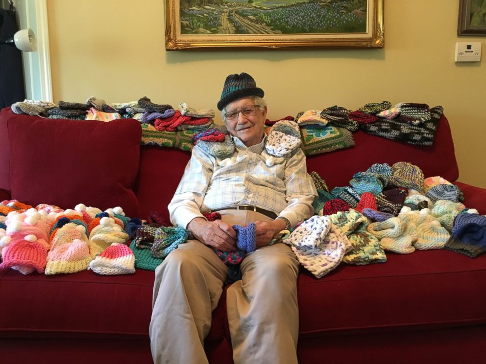 PHOTO: 86-Year-Old Man Learns to Knit to Make Hats for Preemies