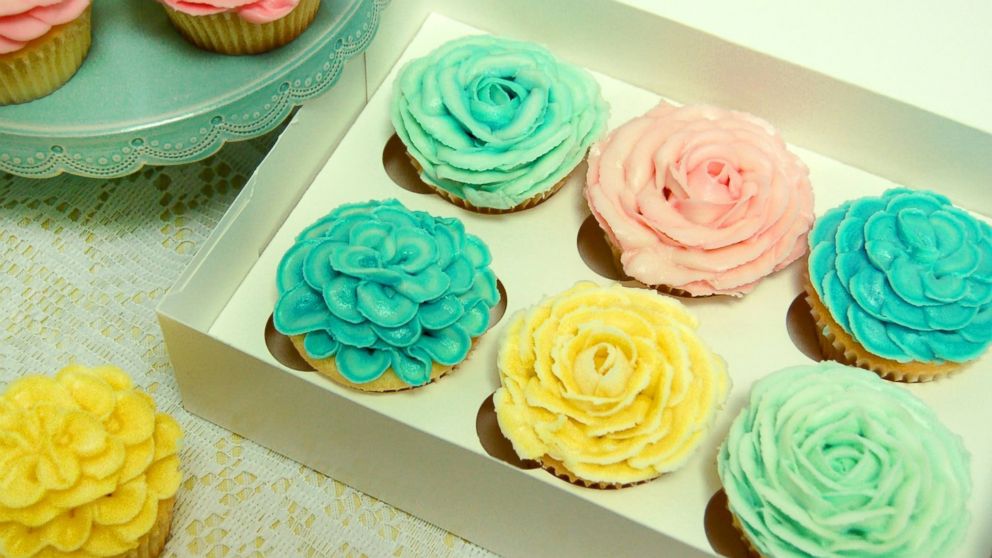 What mom wouldn't smile at floral cupcakes from Magnolia Bakery?