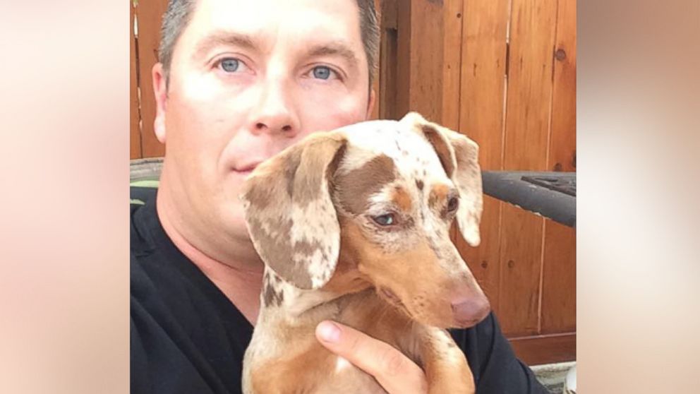 PHOTO: Shawn Hanson, 38, said he fought off a cougar to save his dog Bailey.Hanson said it took two shots with his shotgun to put the animal down.