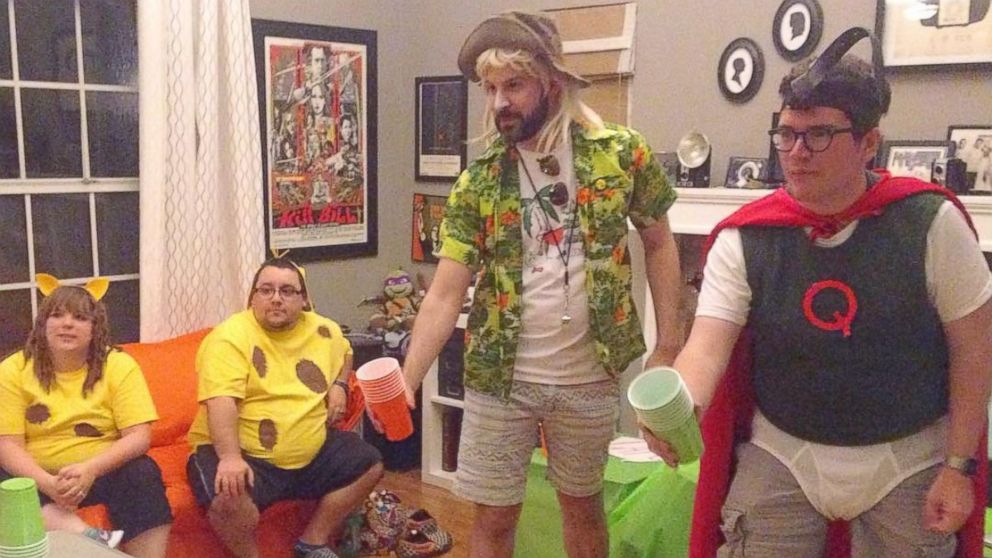 PHOTO: Man’s Nickelodeon-Themed Throwback 31st Birthday Party Will Test Your ‘Guts’