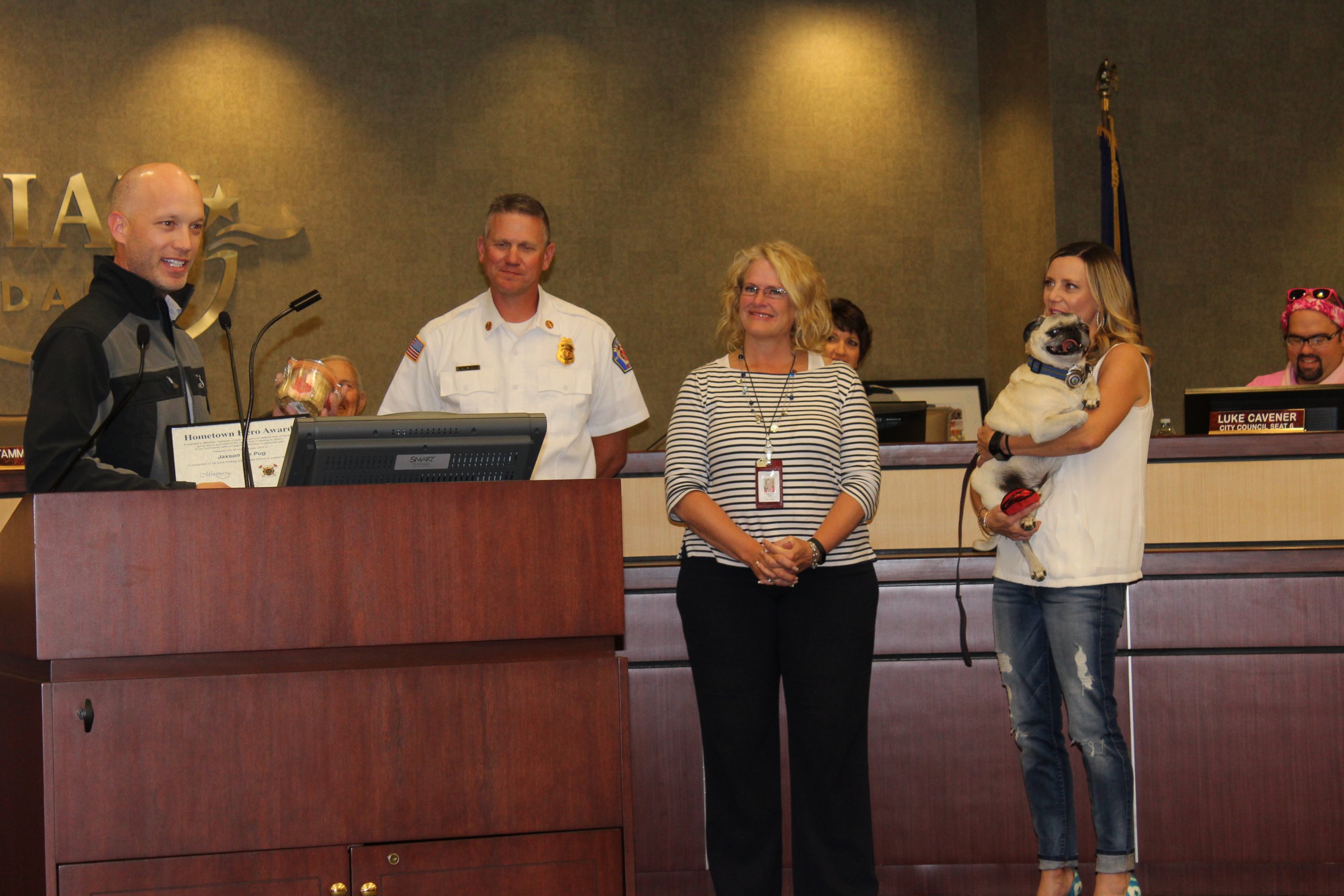 PHOTO: The mayor of Meridian, Idaho, awarded 11-year-old pug Jaxson with the City of Meridian's Hometown Hero Award, Oct. 4, 2016. 