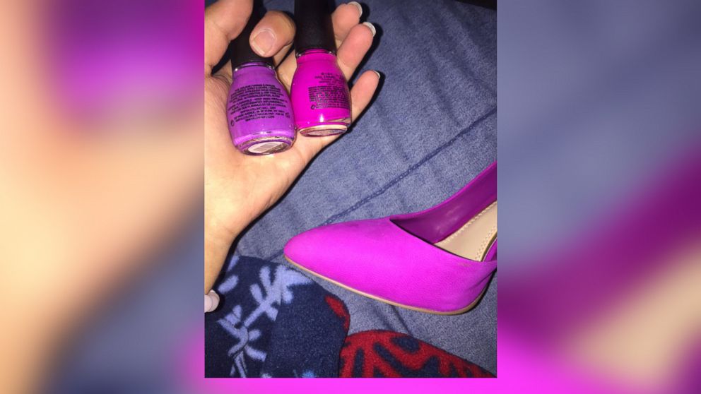 Ava Munro posted this image to her Twitter account on July 8, 2015 with the question, "Which color matches the shoes the best?" 