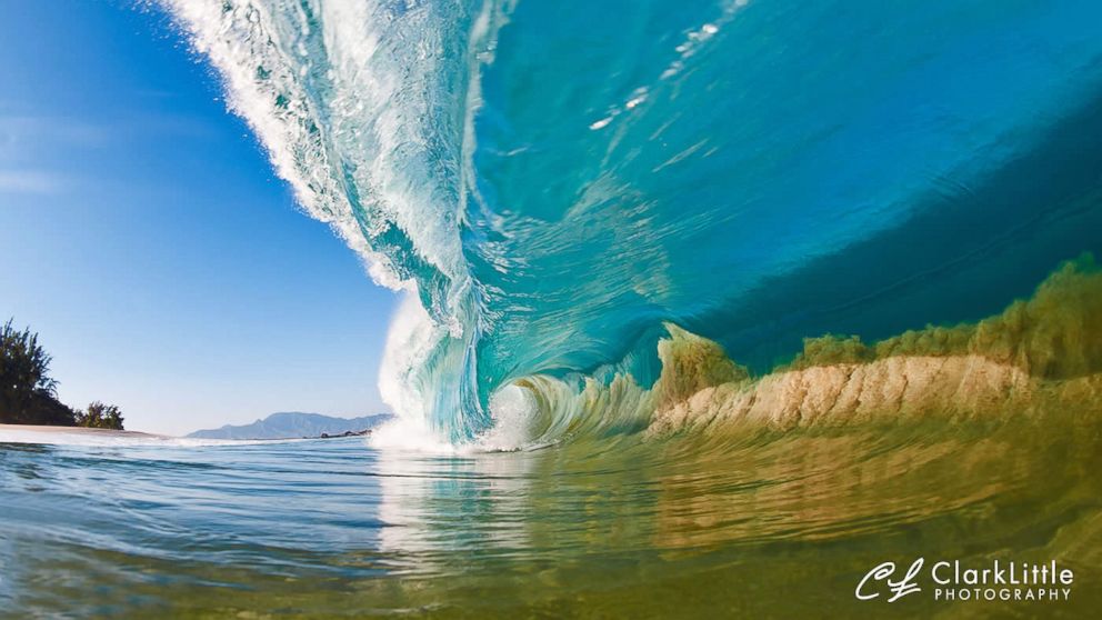 shorebreak-go-underneath-the-waves-photos-abc-news