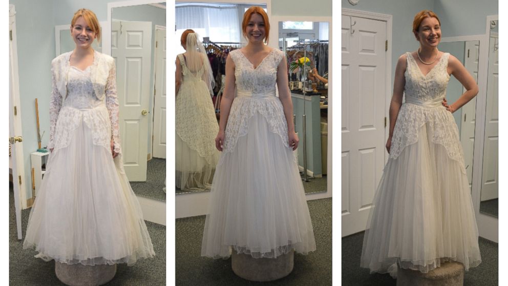 PHOTO: Grandfather Walks 3 Generations of Women Down the Aisle in Same Dress