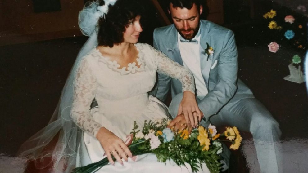 PHOTO: Jill Stawicki and her husband Samuel Stacki are pictured here on their wedding day in 1987. 