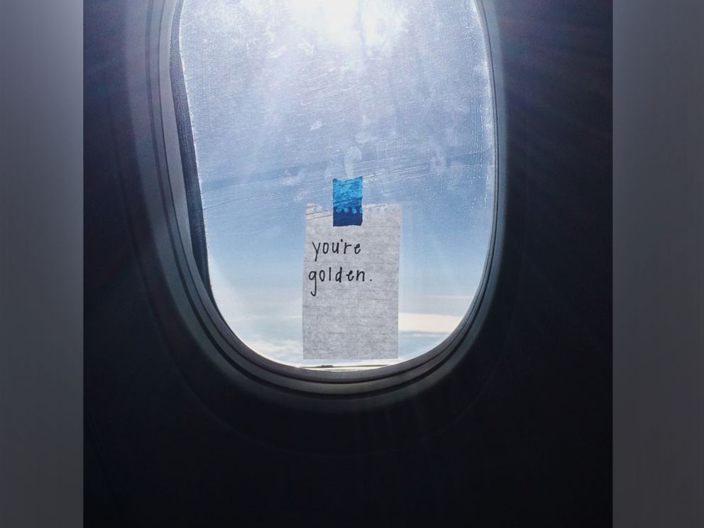 PHOTO: American Airlines flight attendant, Taylor Tippett, 22, leaves words of encouragement on little slips of paper for her passengers to discover. 