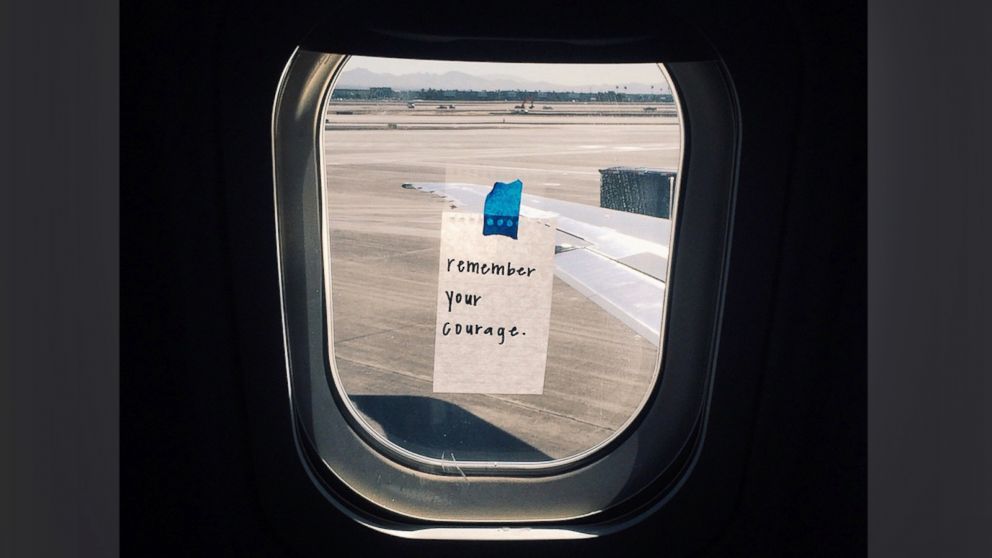 This Flight Attendant Leaves Empowering Notes For Passengers To Stumble Upon Abc News this flight attendant leaves empowering