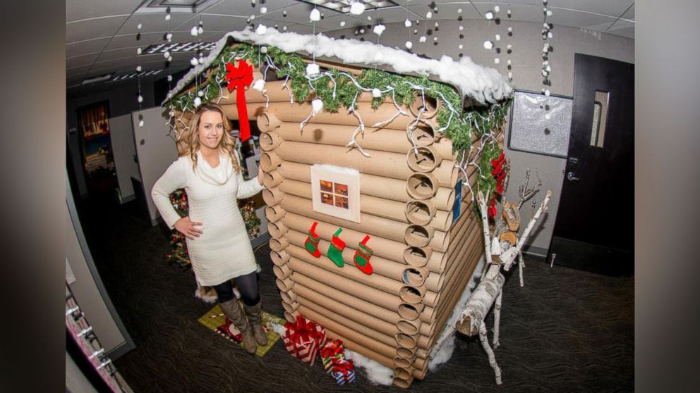 Angela Westfield, 29, transformed her cubicle at the W Minneapolis into a log cabin wonderland.