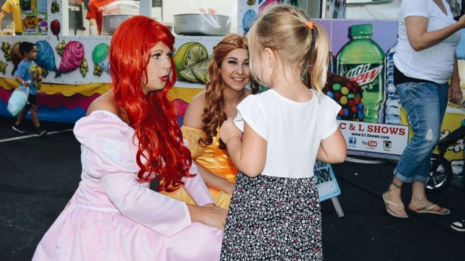 PHOTO: A group of college students dress up as princes and princesses and visit children in the hospital.