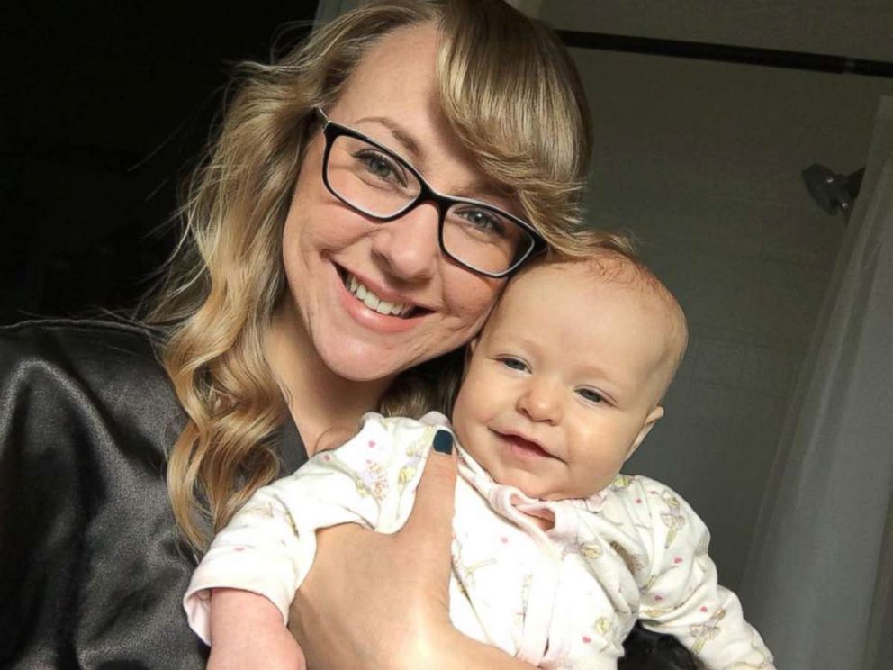 PHOTO: Jessica Porten, 27, poses with her 4-month-old daughter, Kira.