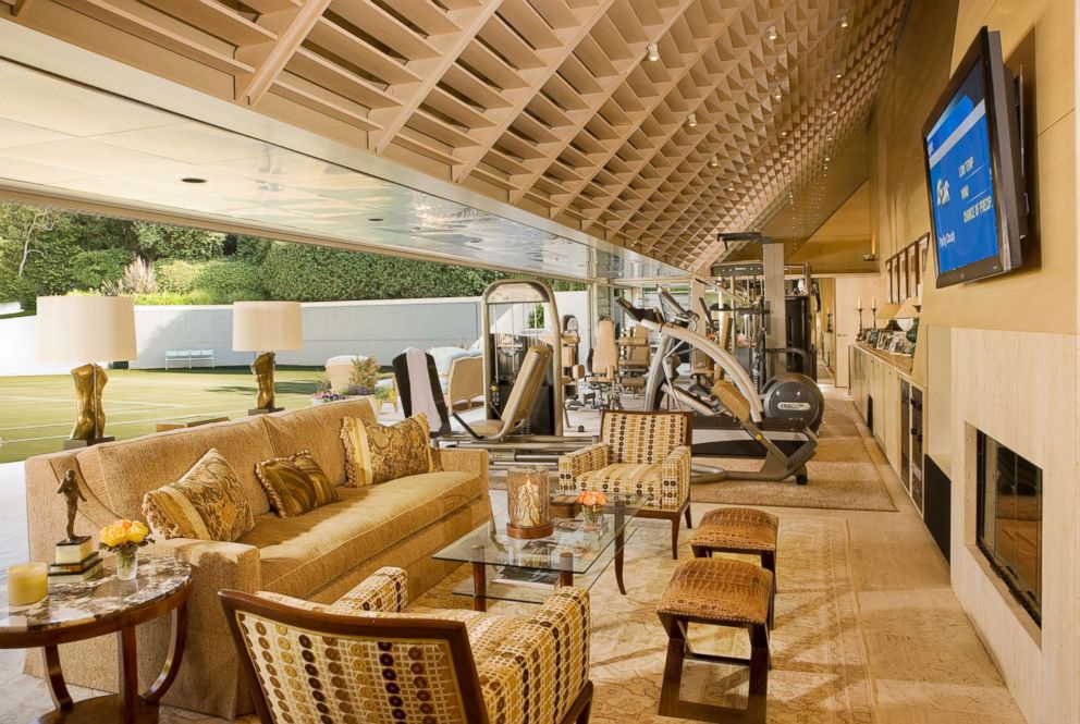 PHOTO: The sundeck, gym and locker room inside the late Johnny Carson's $81.5 million mansion.