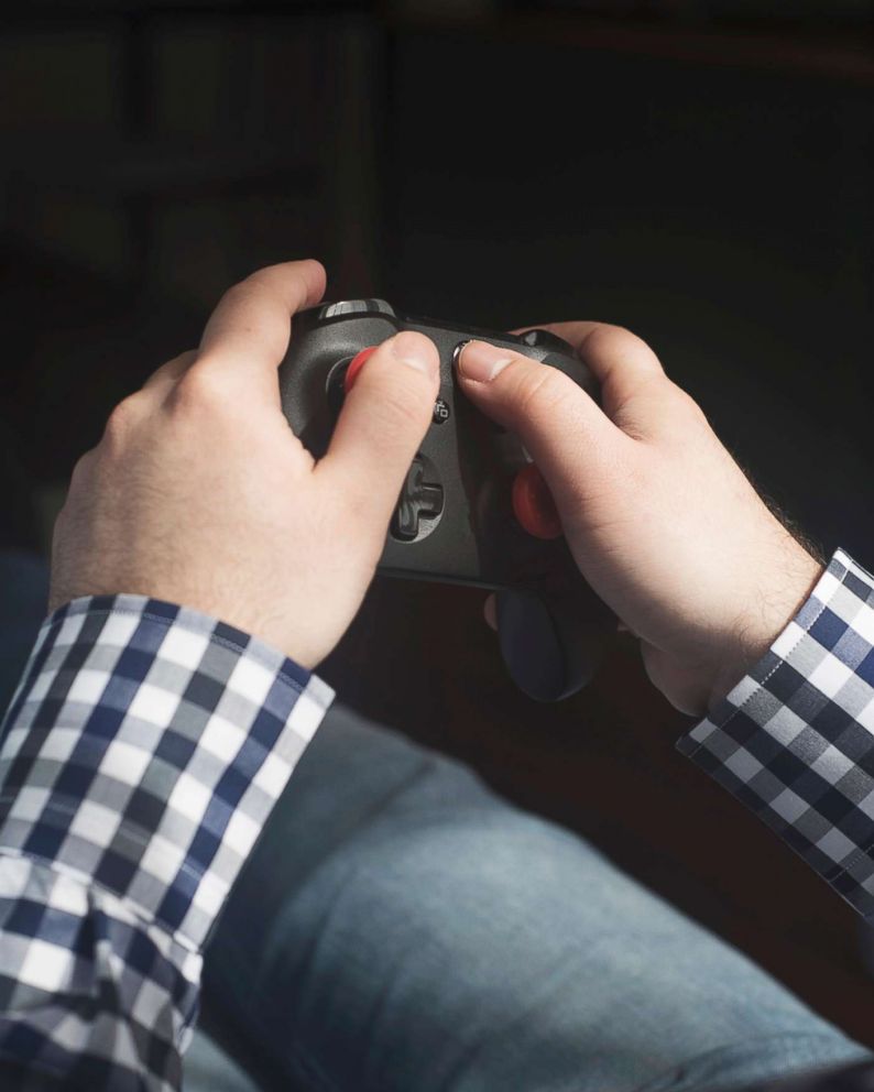 Playing video games too much might lead to a real problem, World Health  Organization says - ABC News