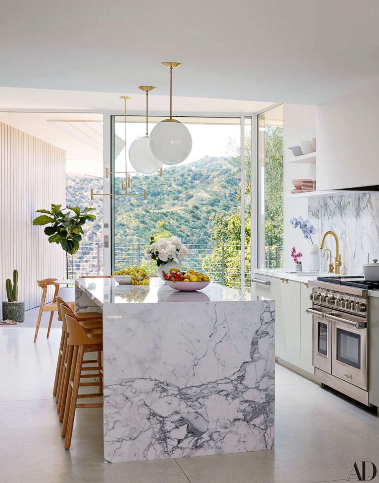 PHOTO: Images of Mandy Moore's house in Pasadena, CA for Architectural Digest June 2018 issue.