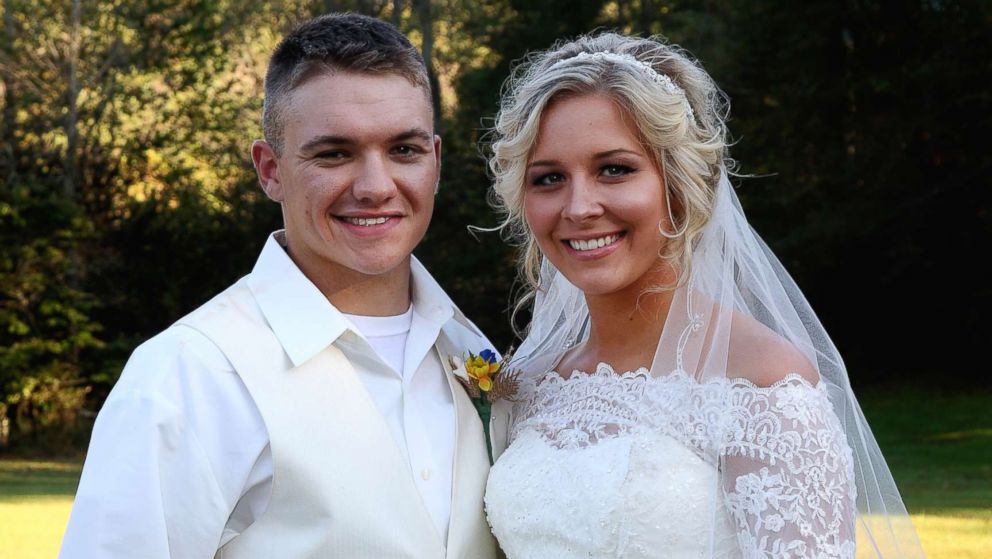 PHOTO: Newlyweds Mikayla and Dakota Wroten smile for the camera on their Oct. 14 wedding day.
