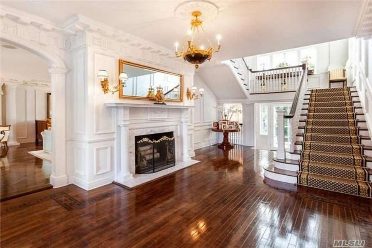 PHOTO: For $5.9 million, the home from 'The Money Pit' can be yours. 