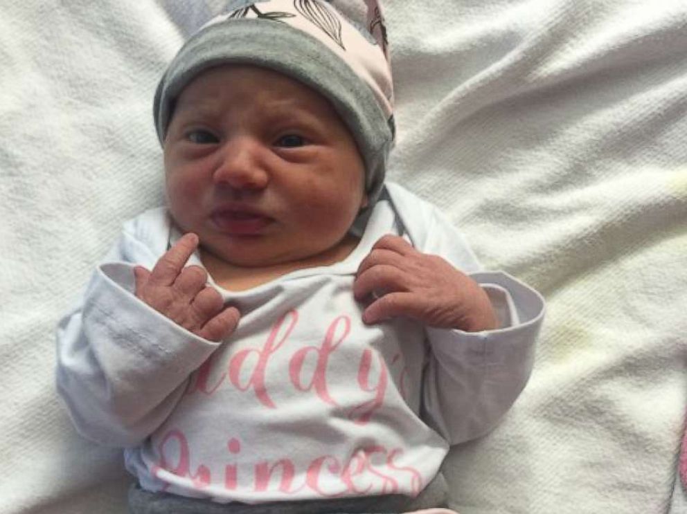 PHOTO: Newborn Oaklyn Selph was born on Oct. 31, 2017 to proud parents Justin and Brittany Selph.