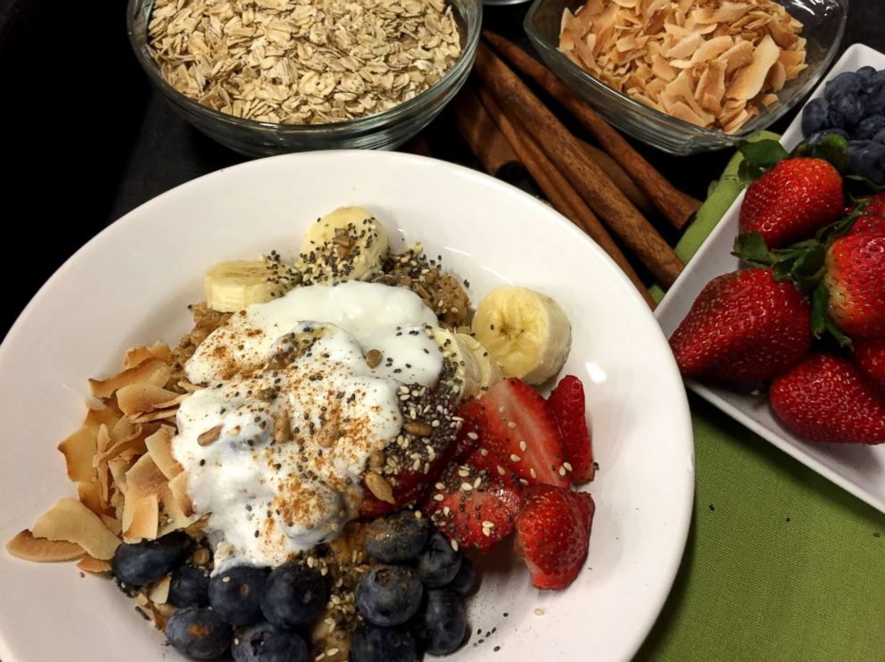 PHOTO: "The Chew" co-host Carla Hall teamed up with Quaker Oats, a sponsor of "Good Morning America," to share her recipe for a morning oat bowl.