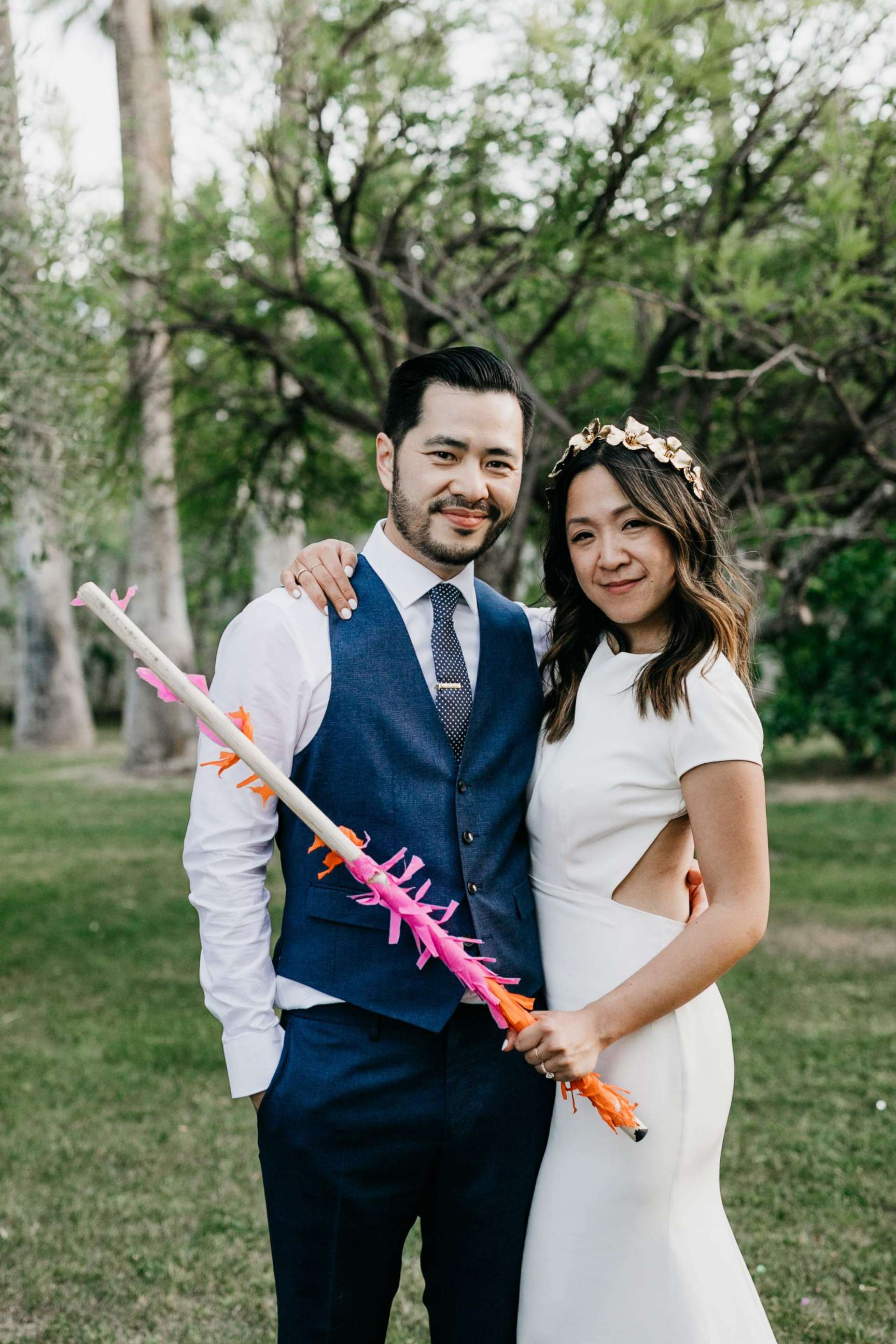 PHOTO: Karen Chan and Clayton Lee wed, May 13, 2017, in Palm Springs, Calif. Instead of a traditional wedding cake, the two had a wedding cake piñata.