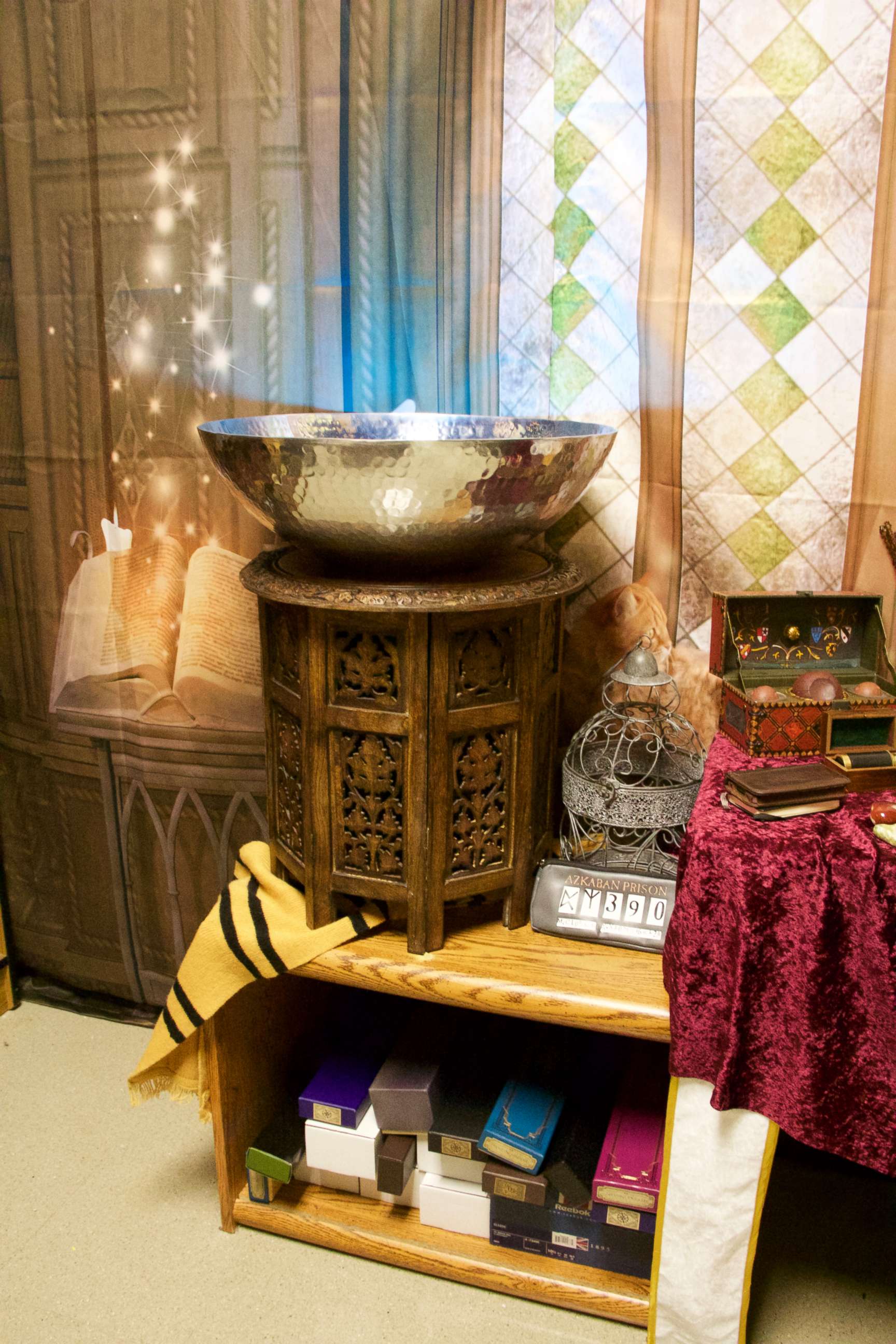 PHOTO: Kyle Hubler, a teacher at Evergreen Middle School in Hillsboro, Oregon, transformed his classroom into a wizarding wonderland to surprise his students. 